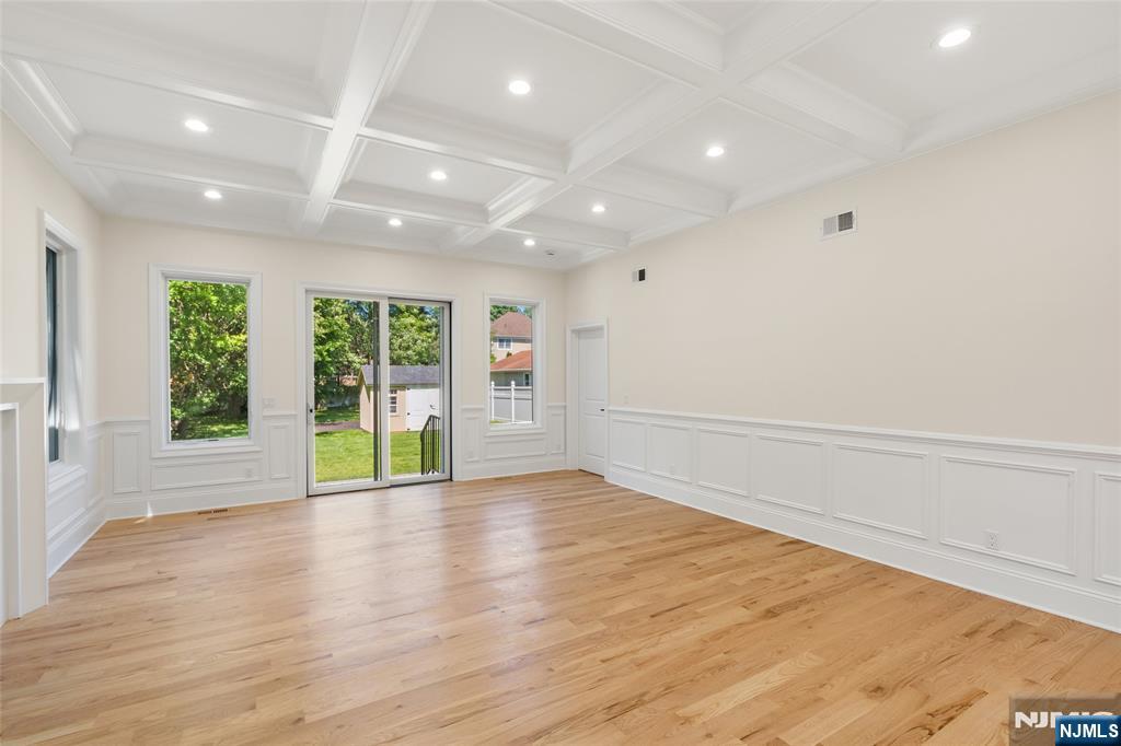 13 Harding Place Livingston, NJ 07039 - Photo 14 of 50