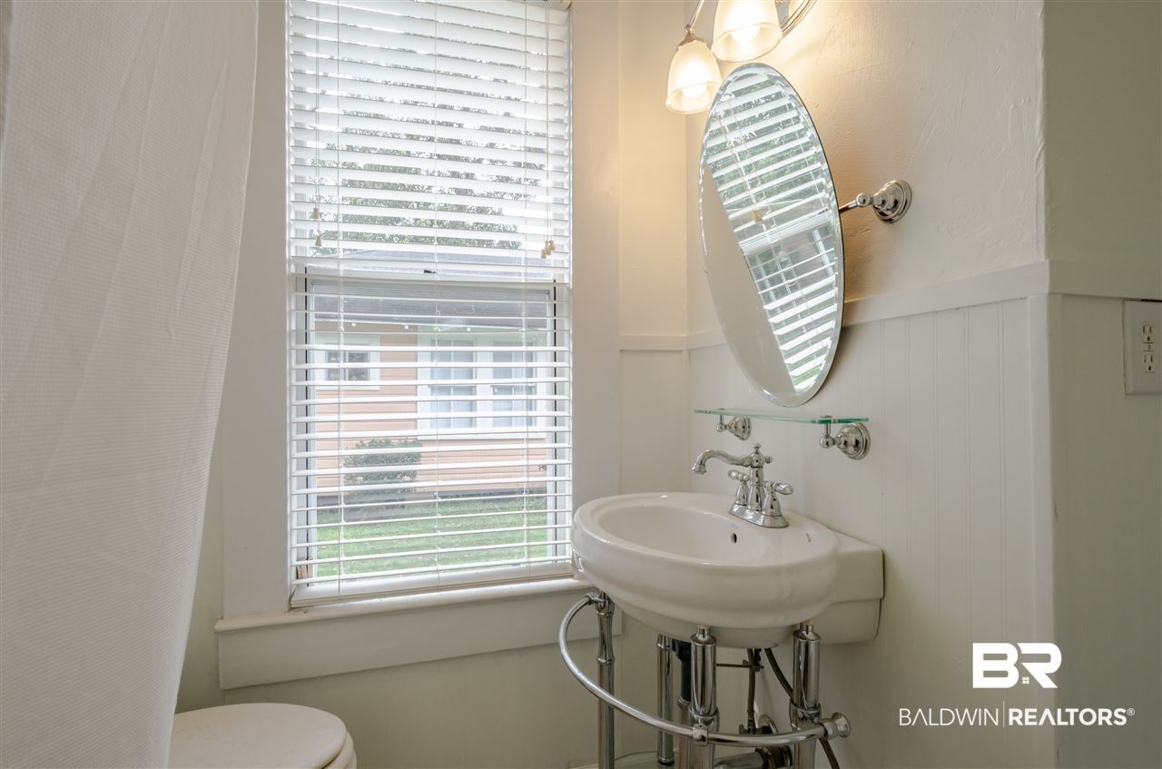 1565 Blair Avenue Mobile, AL 36604 - Photo 23 of 34