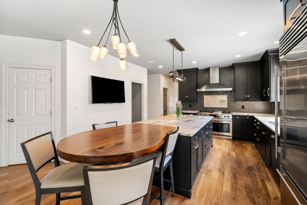 23 Roxanne Road Pembroke, MA 02359 - Photo 8 of 40 Gallery Image 8