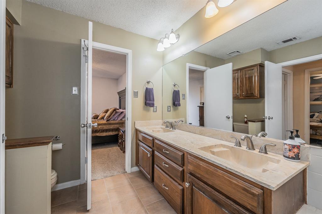 1300 Memory Lane, Unit 5221 Arlington, TX 76011 - Photo 26 of 32