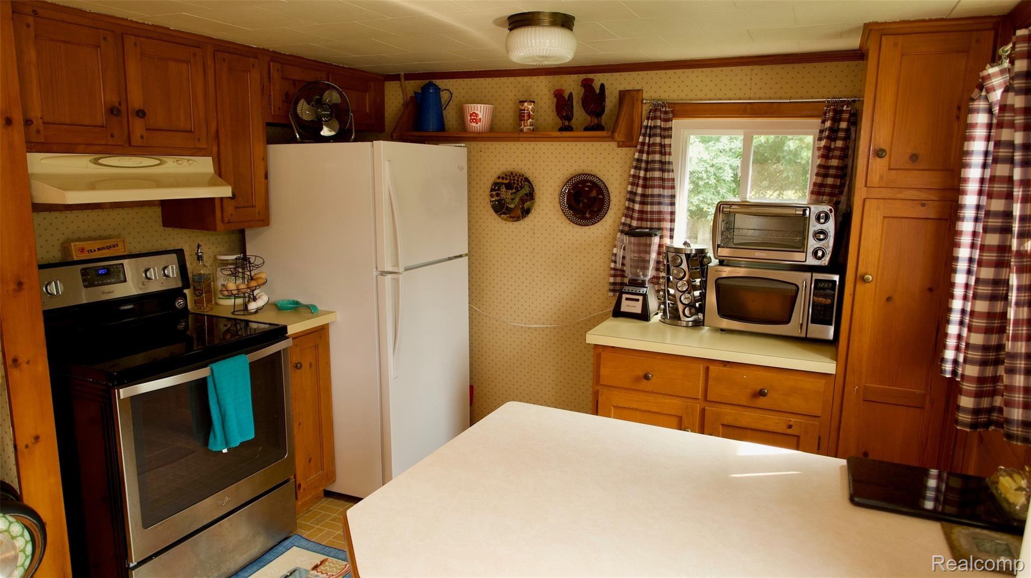 9810 Spicer Road Whitmore Lake, MI 48189 - Photo 7 of 53 IMG_0024.JPG