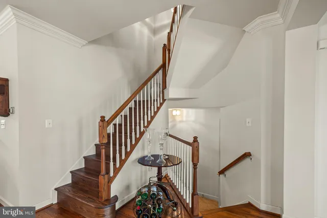a view of entryway with wooden floor