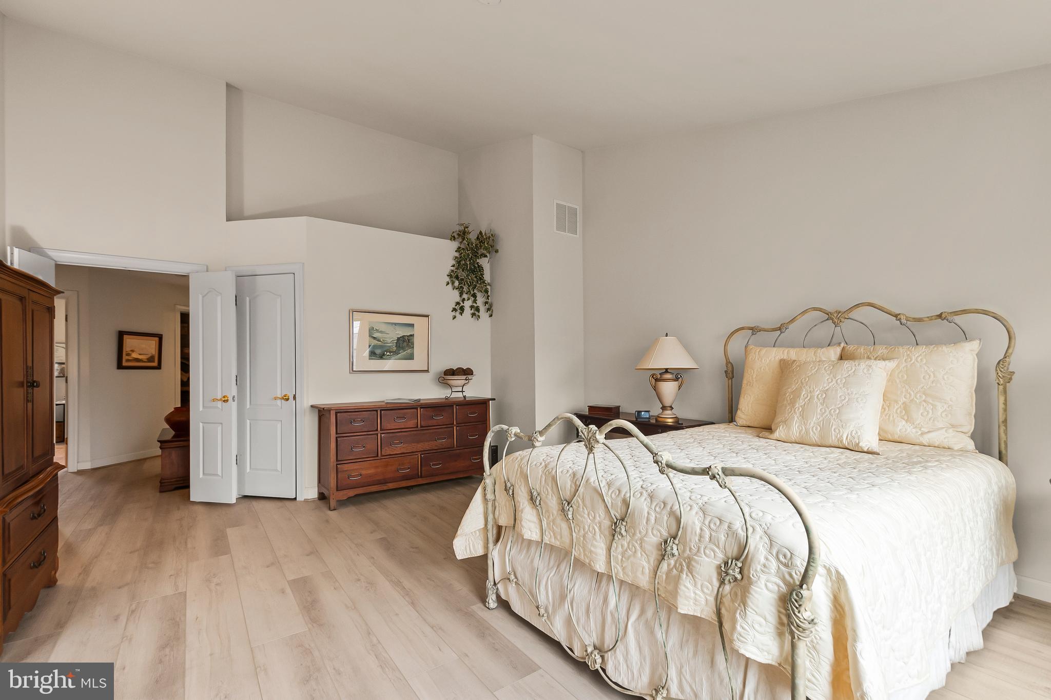 103 Rees Place Falls Church, VA 22046 - Photo 32 of 47