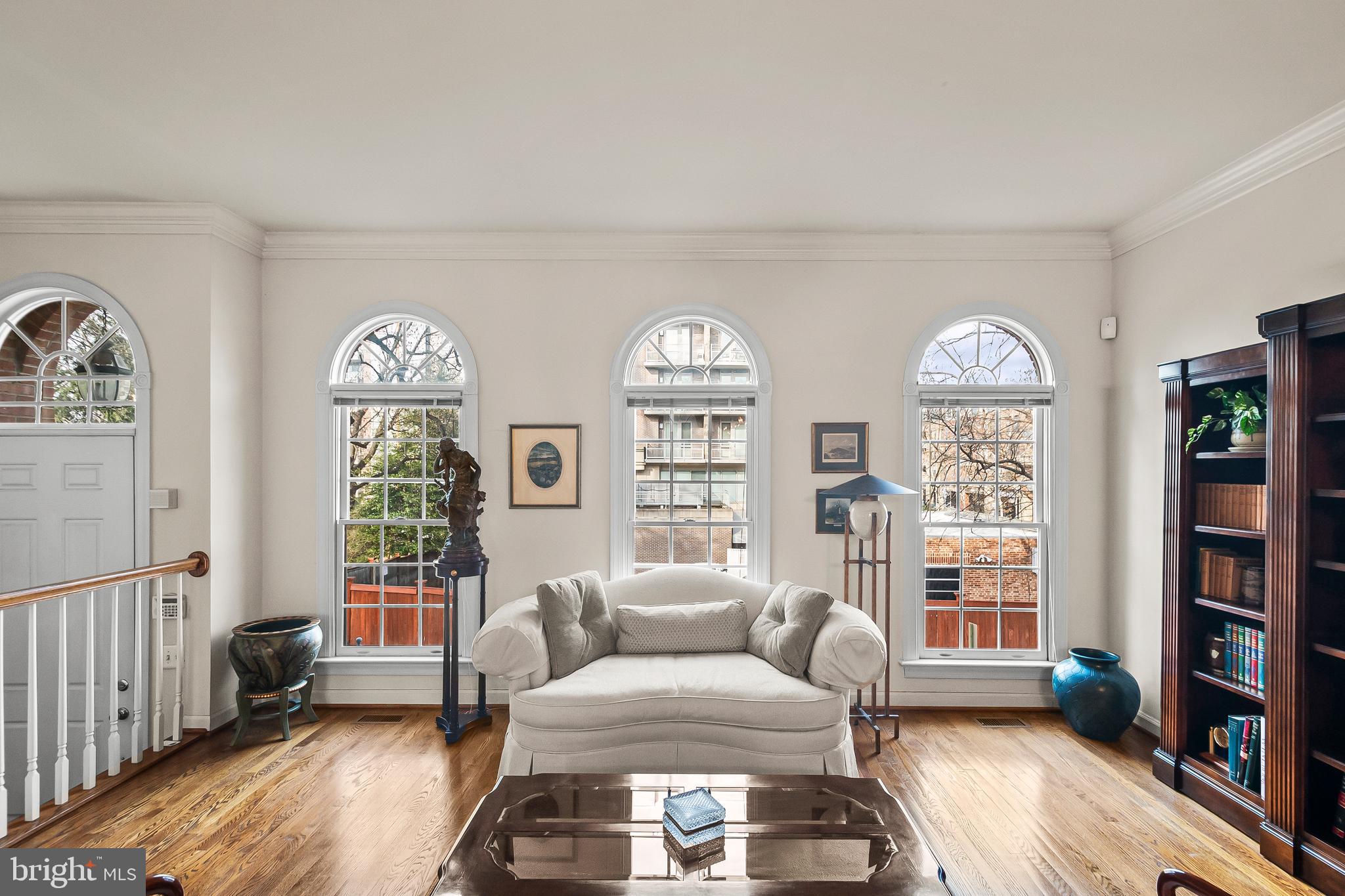 103 Rees Place Falls Church, VA 22046 - Photo 8 of 47