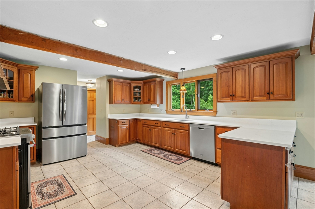 10 Sadler Road Upton, MA 01568 - Photo 10 of 42