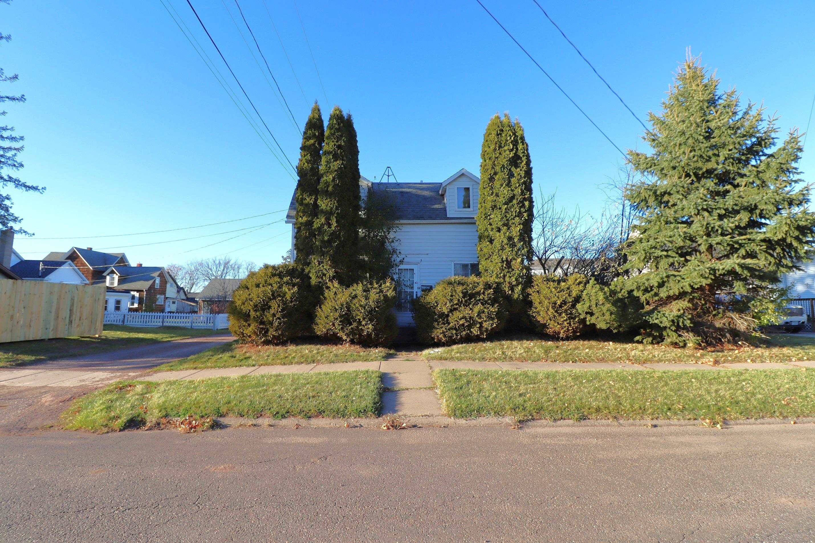 311 7th Street West Ashland, WI 54806 - Photo 2 of 7