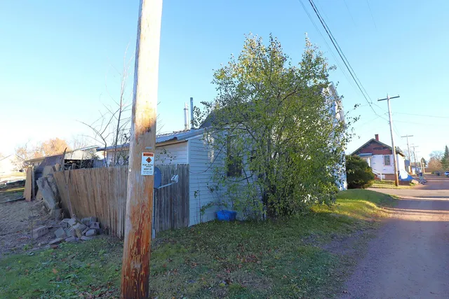 $39,900 | 311 7th Street West, Ashland, WI 54806