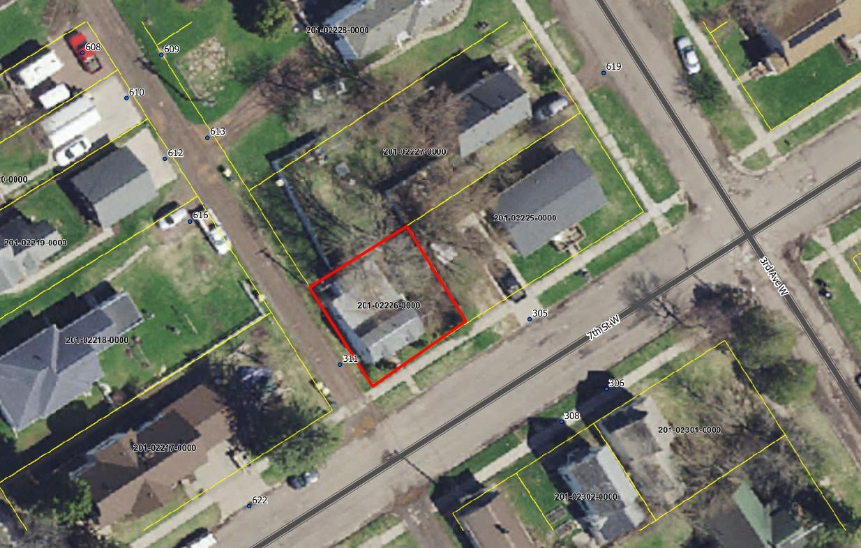 311 7th Street West Ashland, WI 54806 - Photo 6 of 7 Aerial Close View