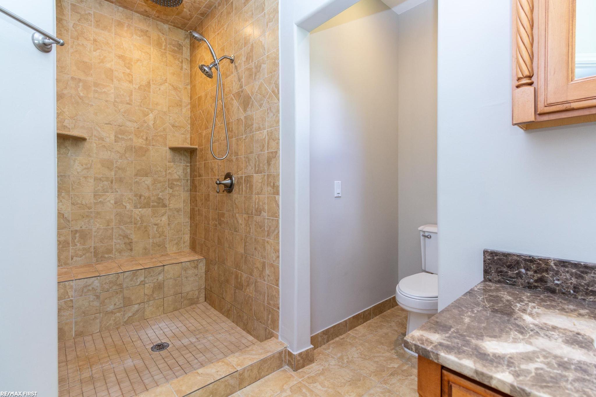 400 East Romeo Road Oakland, MI 48363 - Photo 62 of 85 50186573-2b6c4b92-825c-46fb-b8df-8631d8e7e623.JPG