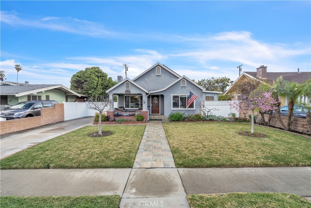 630 King Street Monrovia, CA 91016 - Photo 3 of 22 a front view of house with yard