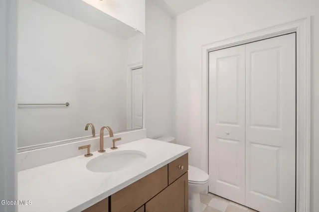 $1,150,000 | 20 Overlook Street, New Scotland, NY 12186