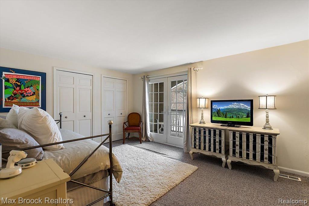 2085 Quarton Road Bloomfield Hills, MI 48301 - Photo 28 of 55