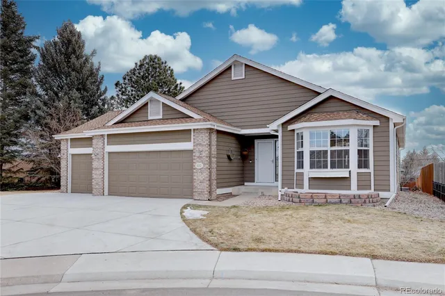 $850,000 | 8252 South Balsam Court, Littleton, CO 80128