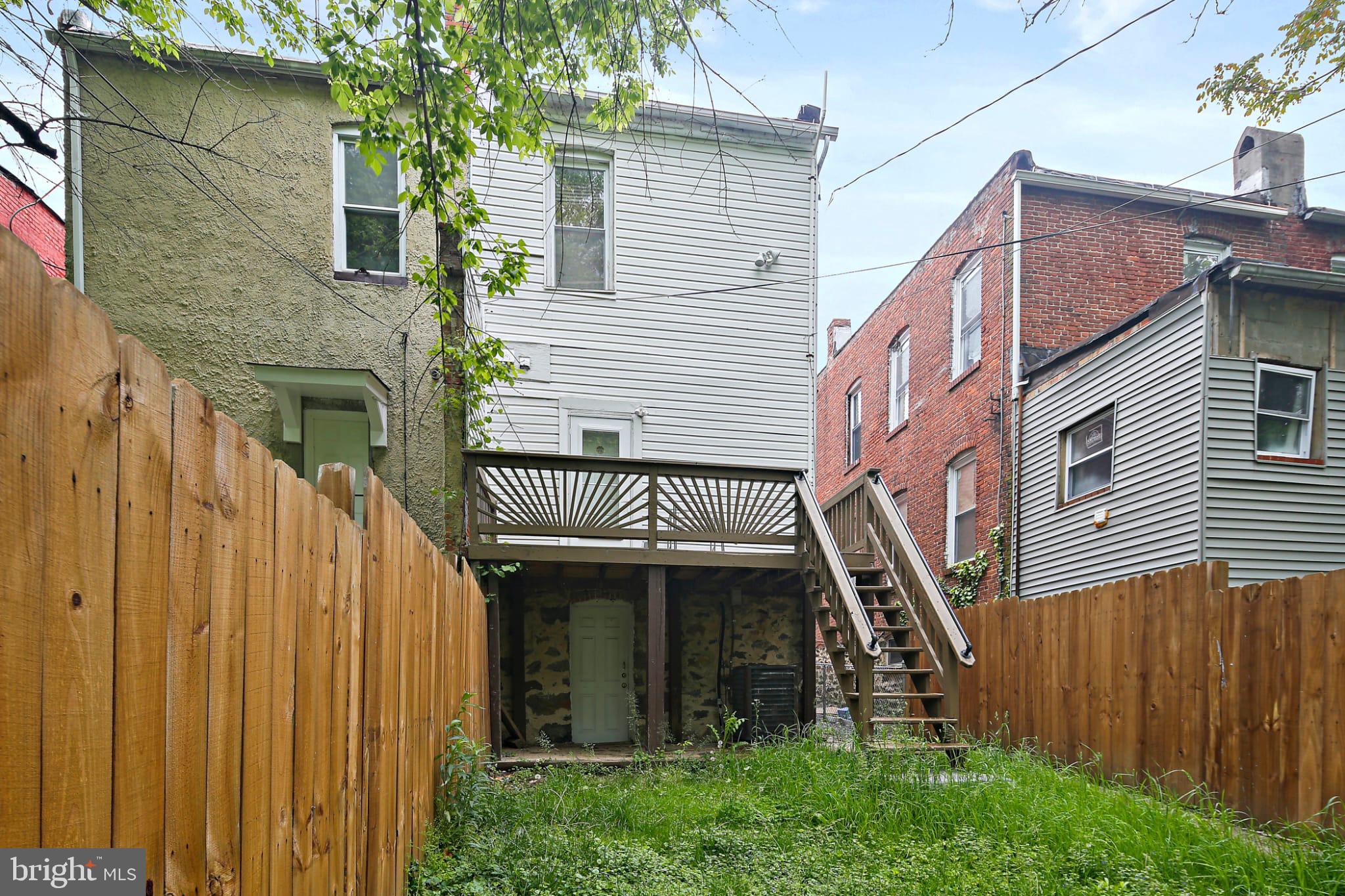 3924 Reisterstown Road Baltimore, MD 21215 - Photo 20 of 25 Charming backyard retreat with wooden deck.
