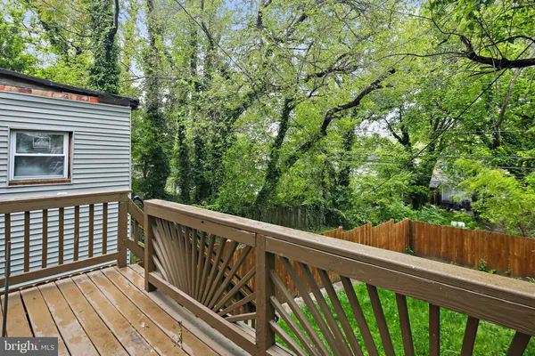 $1,975 | 3924 Reisterstown Road, Baltimore, MD 21215