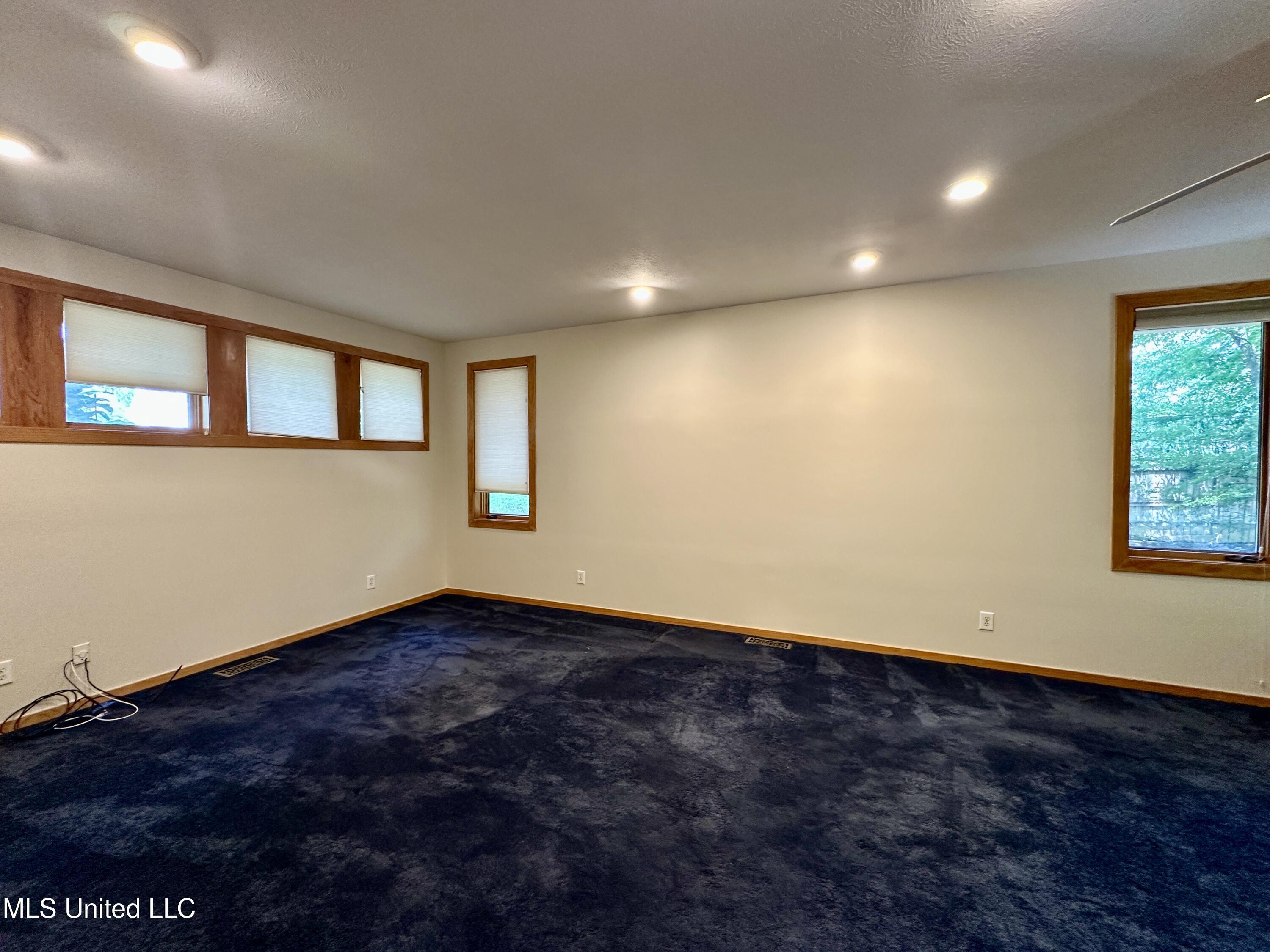 211 Monterey Drive Clinton, MS 39056 - Photo 22 of 62 IMG_6902