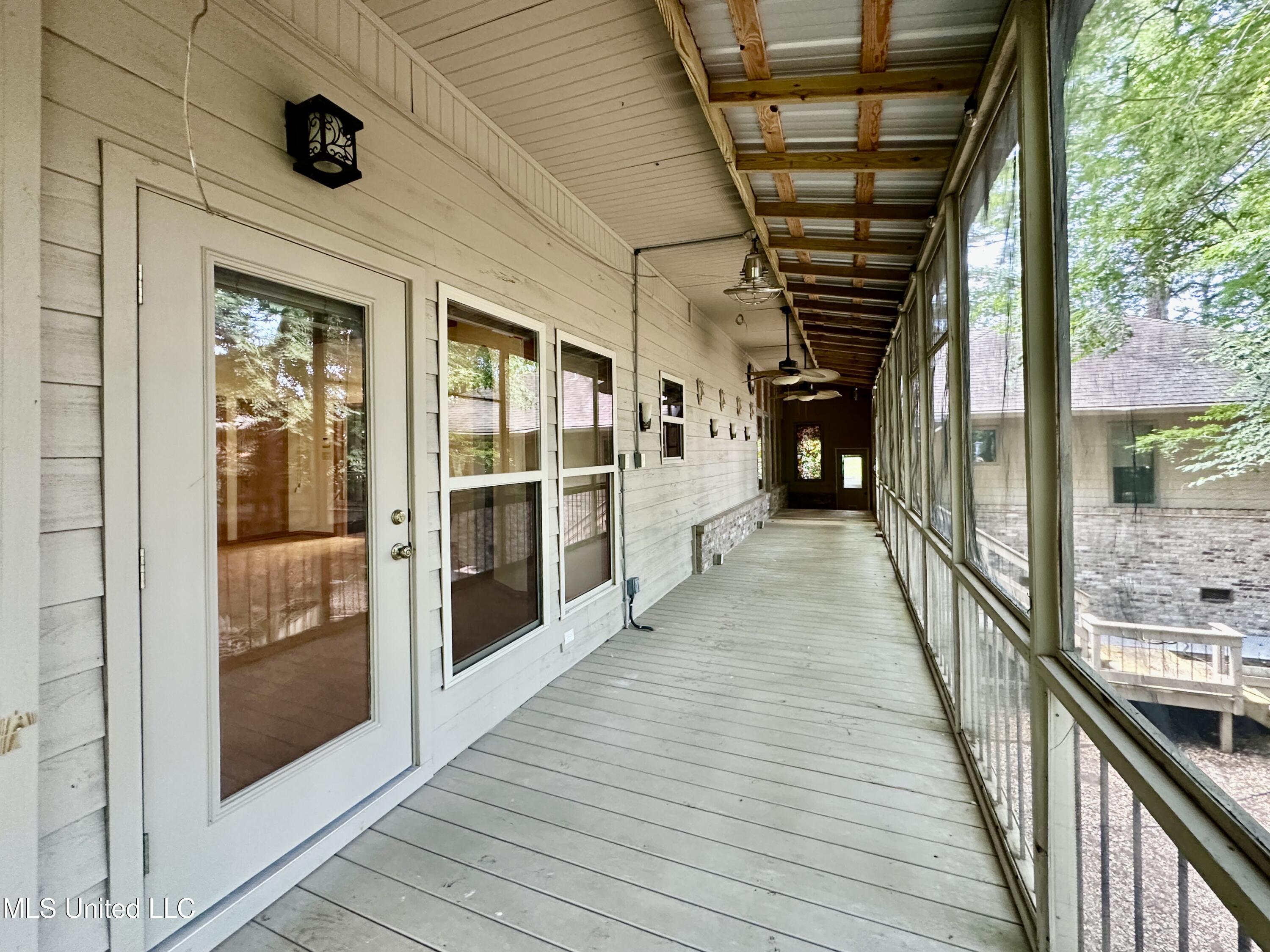 211 Monterey Drive Clinton, MS 39056 - Photo 38 of 62 IMG_6896