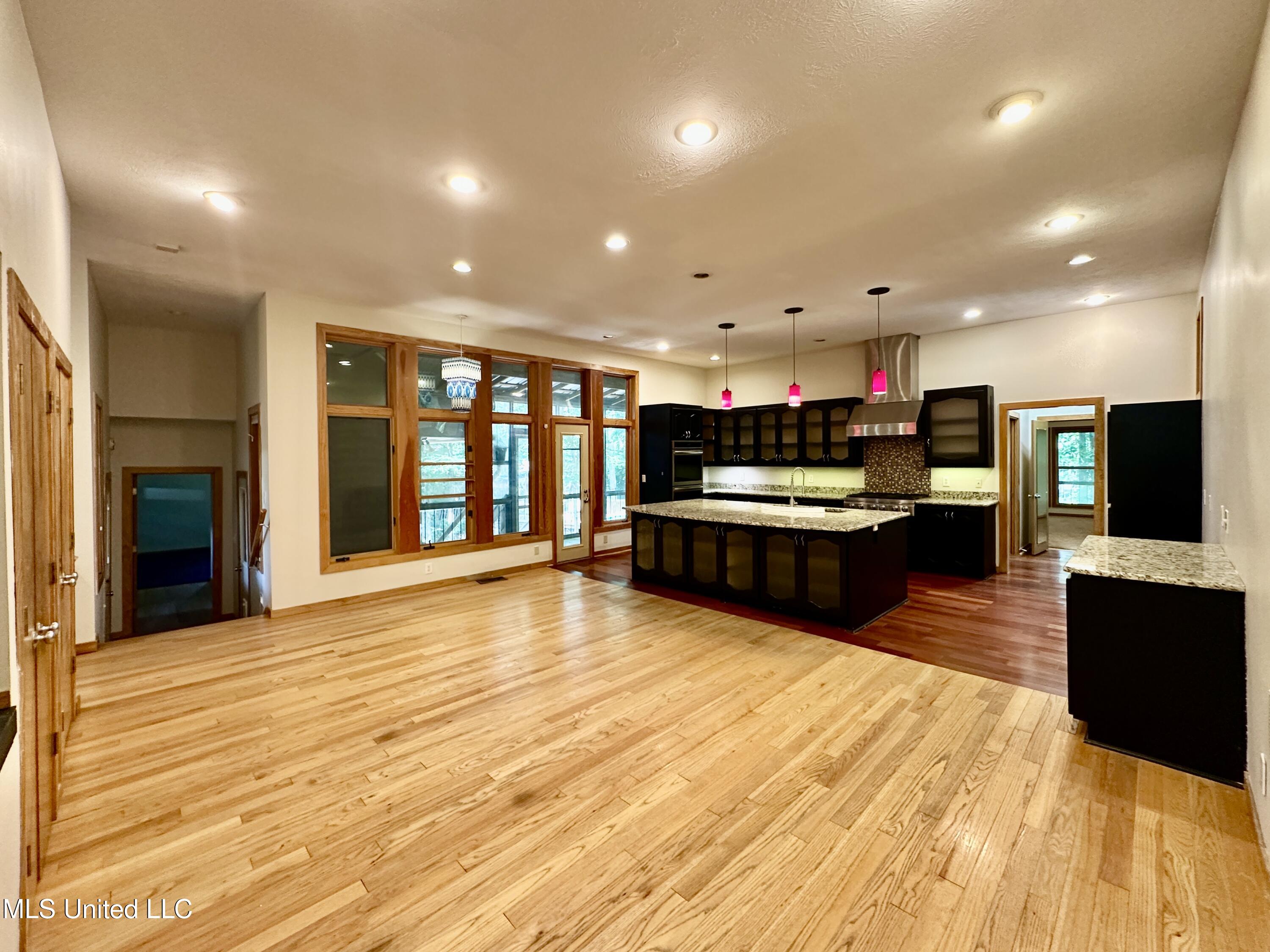 211 Monterey Drive Clinton, MS 39056 - Photo 8 of 62 kitchen2
