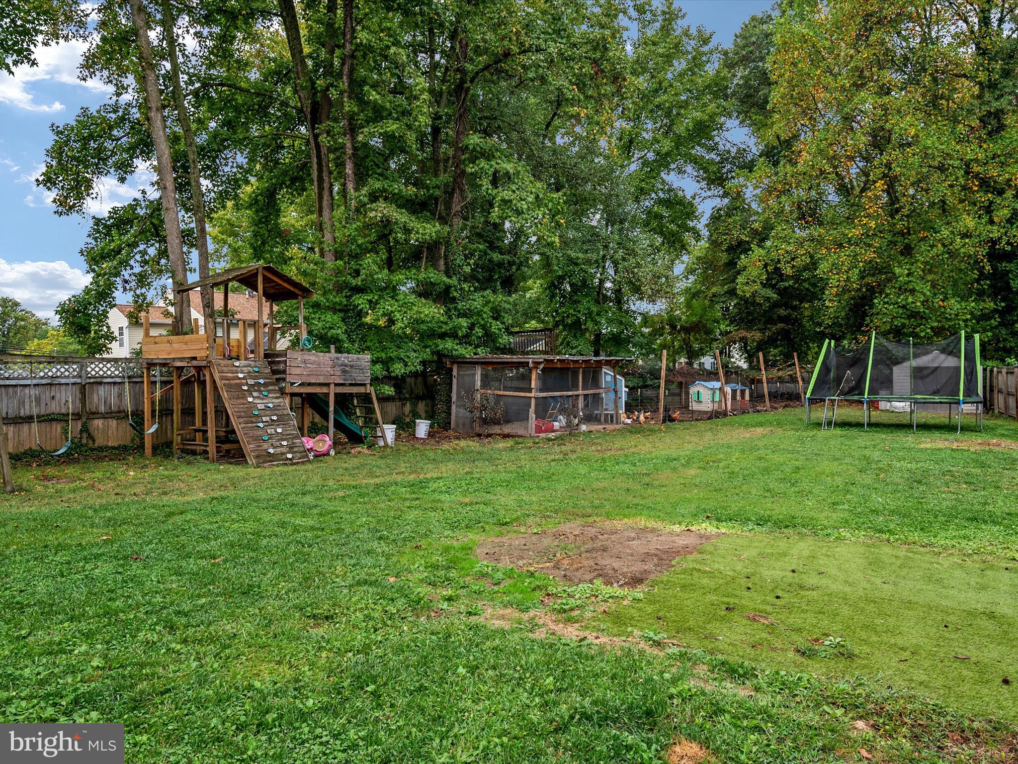 606 Powhatan Beach Road Pasadena, MD 21122 - Photo 32 of 37 Exterior - Rear