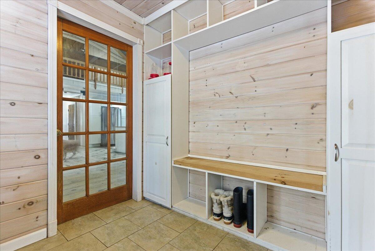 16 Trillium Estates Rome, ME 04963 - Photo 4 of 37 Entry way