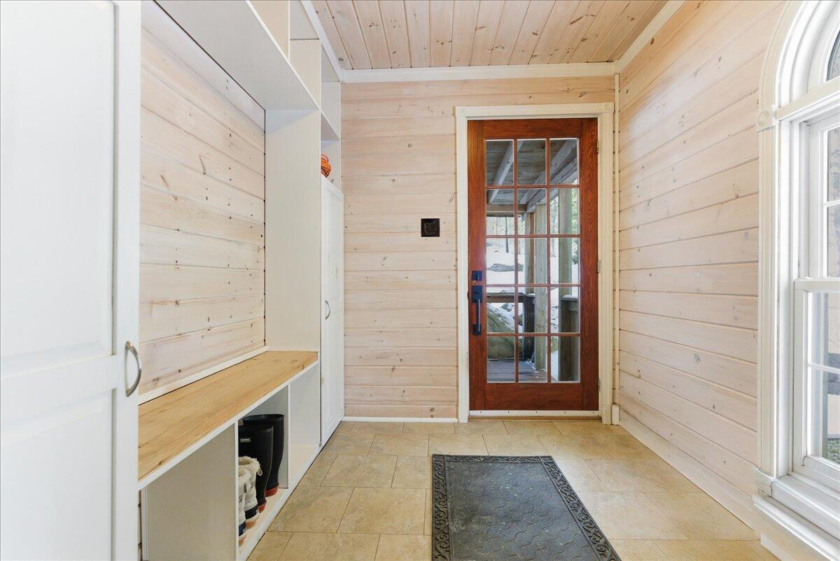 16 Trillium Estates Rome, ME 04963 - Photo 10 of 37 Entry way