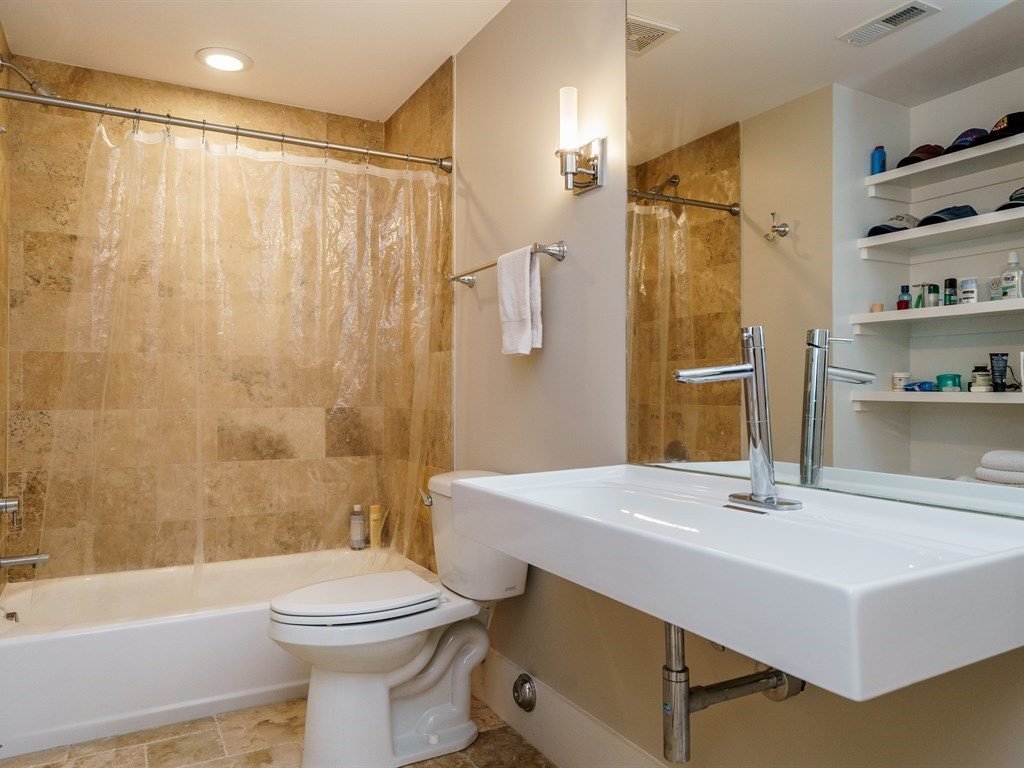 801 Rosemont Avenue Raleigh, NC 27607 - Photo 18 of 25 Secondary Bath