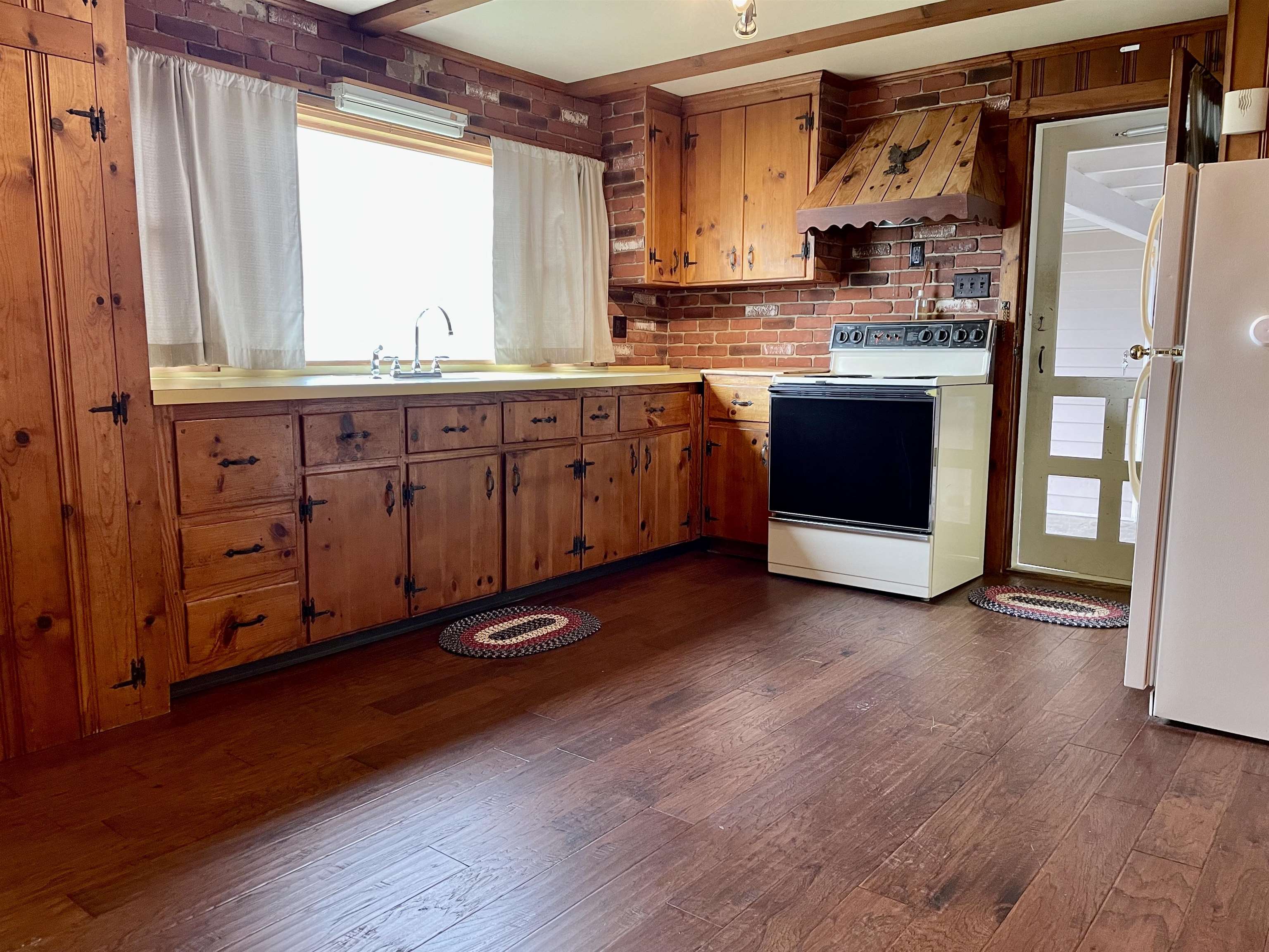 612 Reservoir Road Chester, VT 05143 - Photo 3 of 19