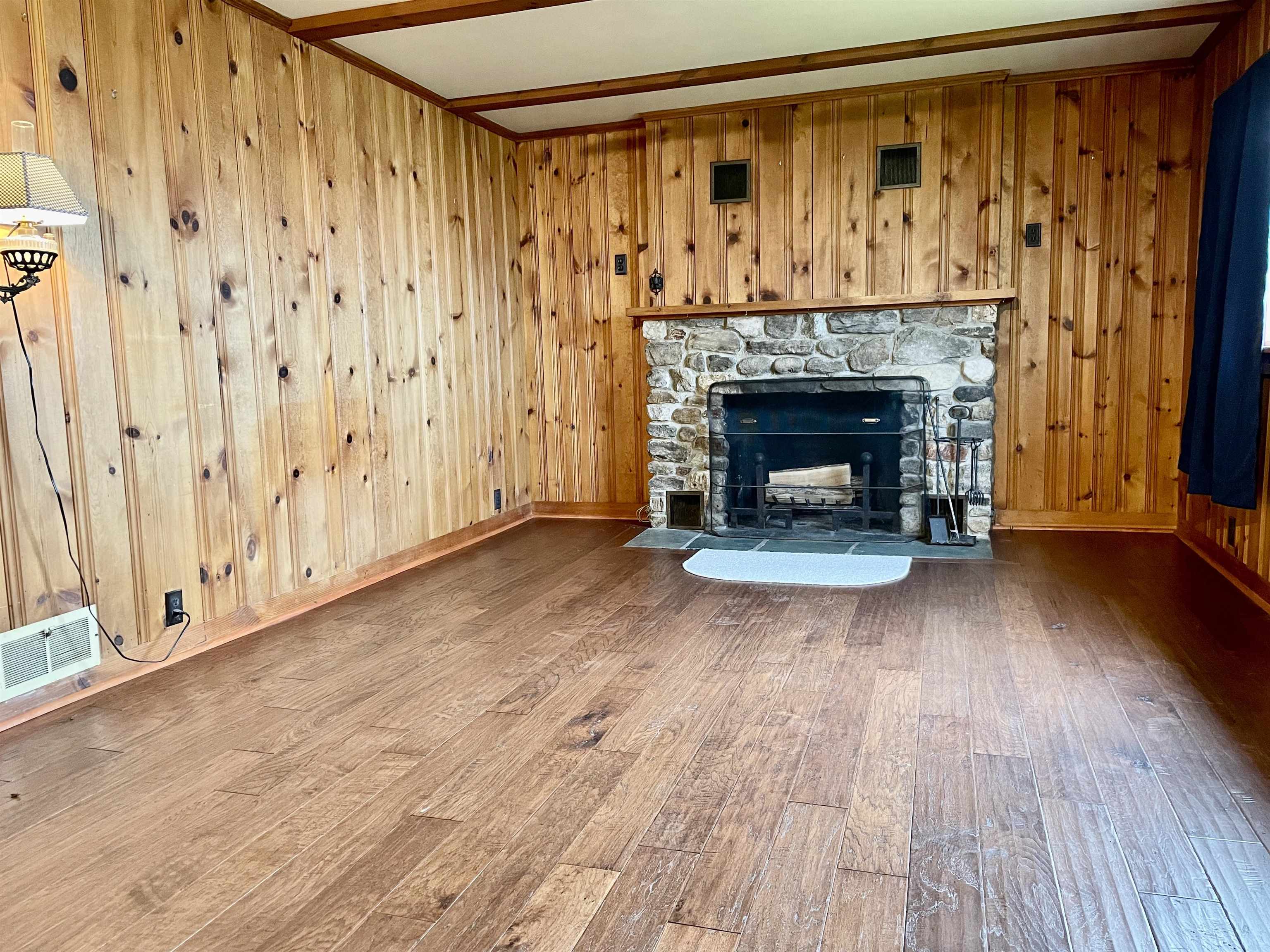 612 Reservoir Road Chester, VT 05143 - Photo 4 of 19