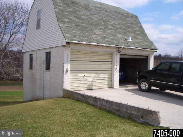15839 Whitcraft Road New Freedom, PA 17349 - Photo 11 of 19 Gallery Image 11