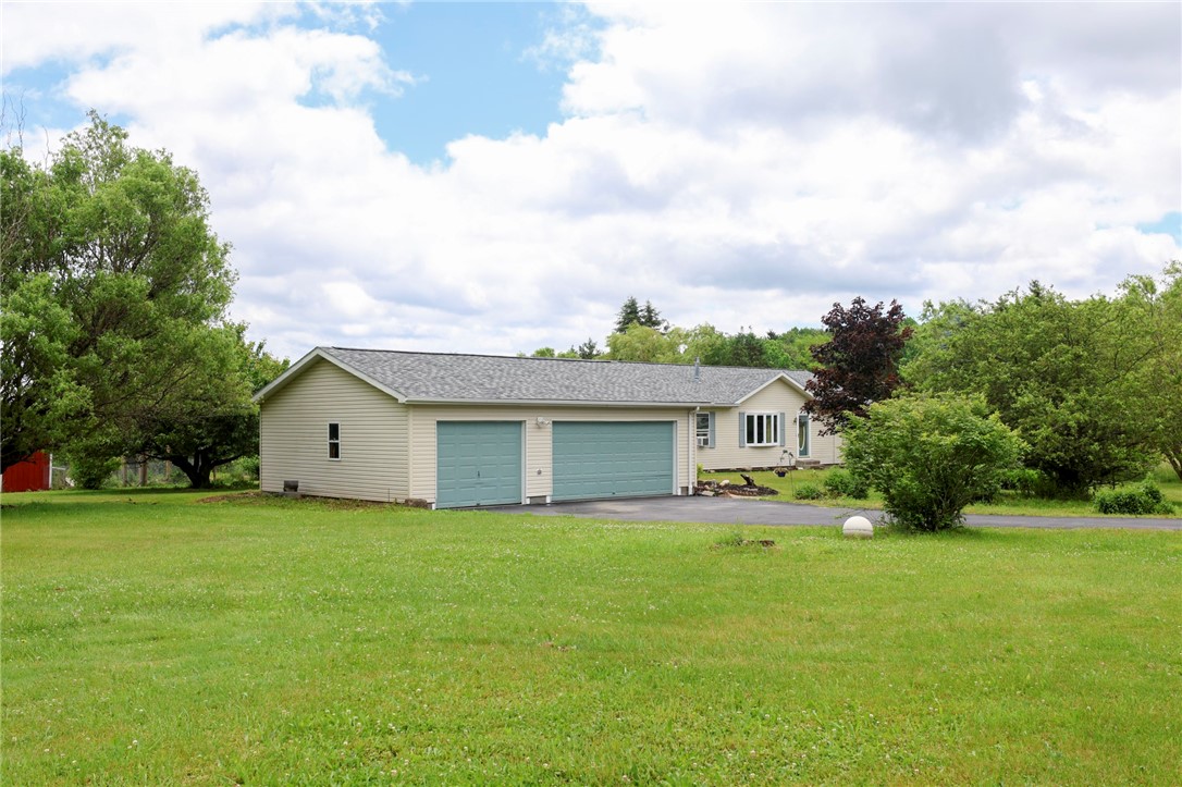 712 Veteran Hill Road Horseheads, NY 14845 - Photo 4 of 49