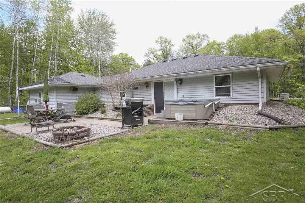 854 South 11 Mile Road Midland, MI 48640 - Photo 17 of 22