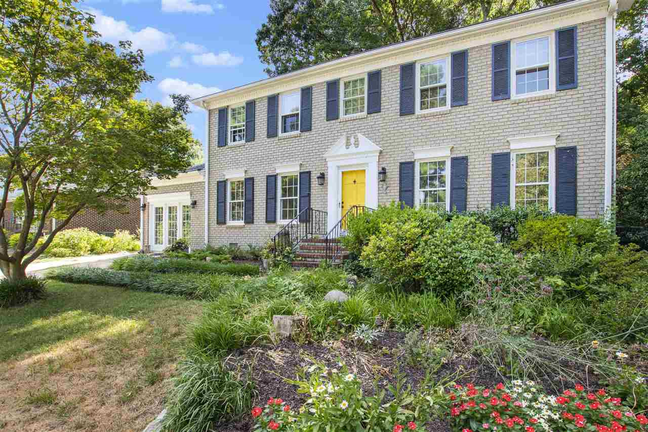 5417 Knollwood Road Raleigh, NC 27609 - Photo 2 of 28 Exterior Front