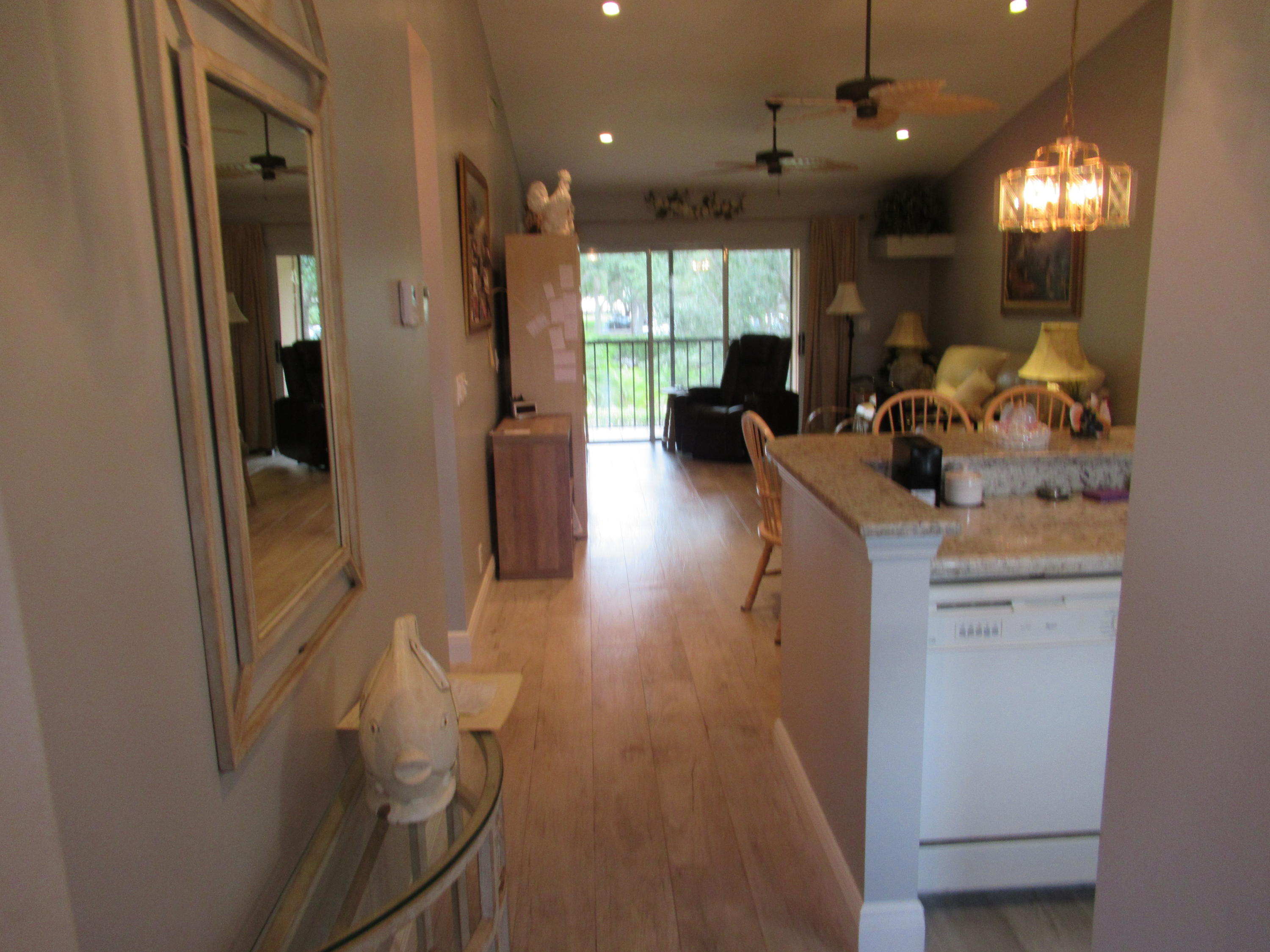 22160 Palms Way, Unit 201 Boca Raton, FL 33433 - Photo 4 of 17 IMG_1934