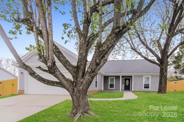 $1,960 | 5506 Carronbridge Lane, Charlotte, NC 28216