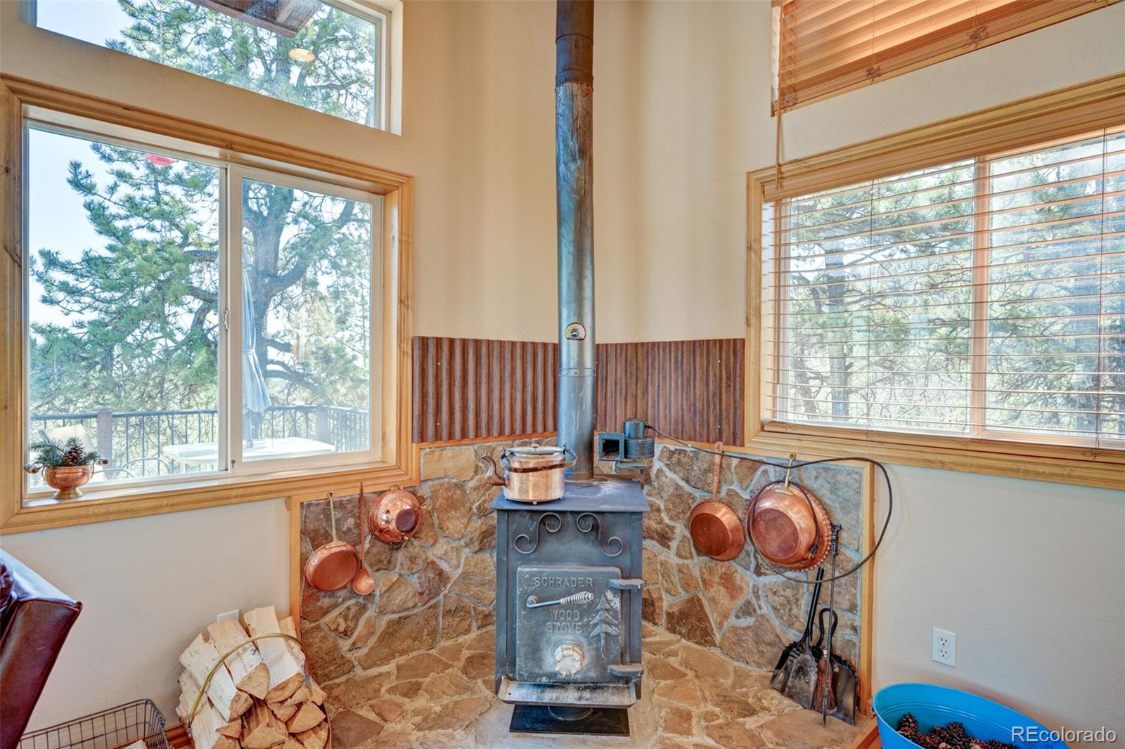 447 Blacksmith Road Hartsel, CO 80449 - Photo 15 of 49