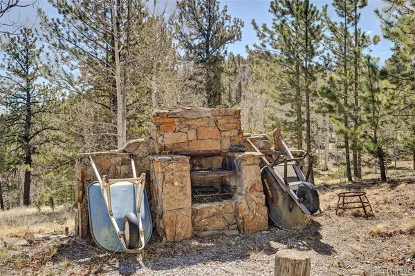 $629,500 | 447 Blacksmith Road, Hartsel, CO 80449