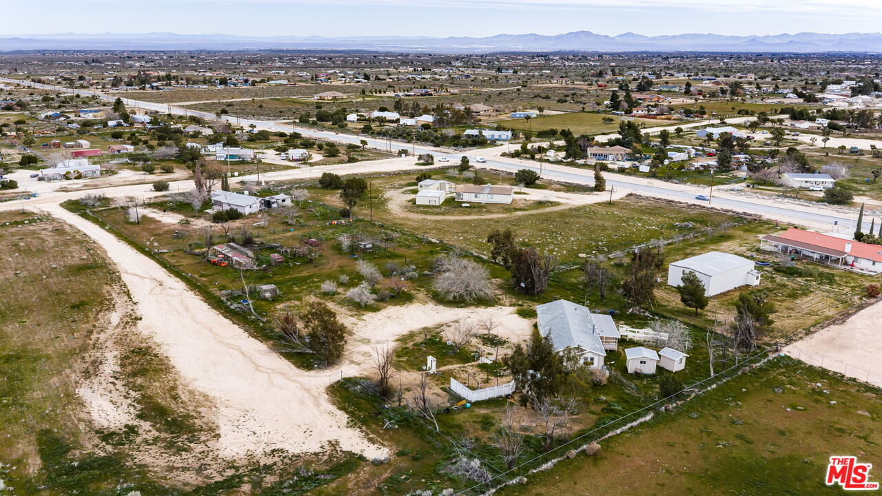 6425 Smoke Tree Road Phelan, CA 92371 - Photo 34 of 35 a view of a city