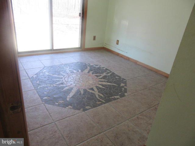 601 Roe Ingleside Road Centreville, MD 21617 - Photo 10 of 10 Bedroom