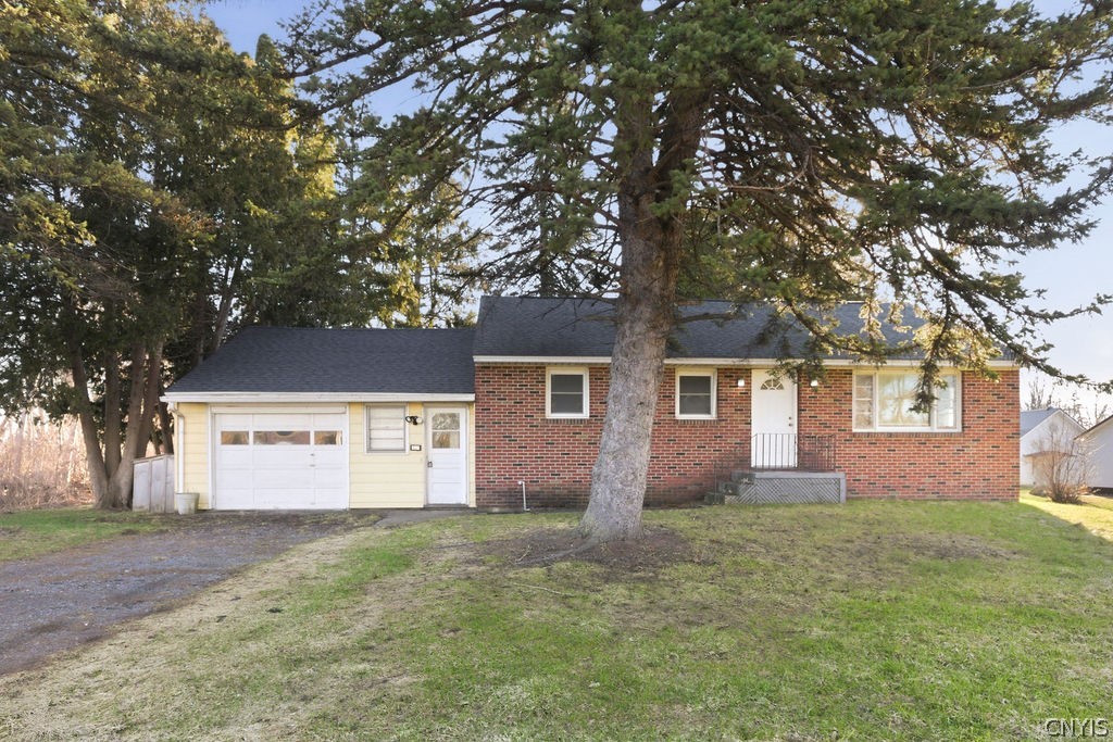 7310 Oswego Road Clay, NY 13090 - Photo 1 of 34