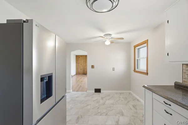 $2,250 | 7310 Oswego Road, Clay, NY 13090