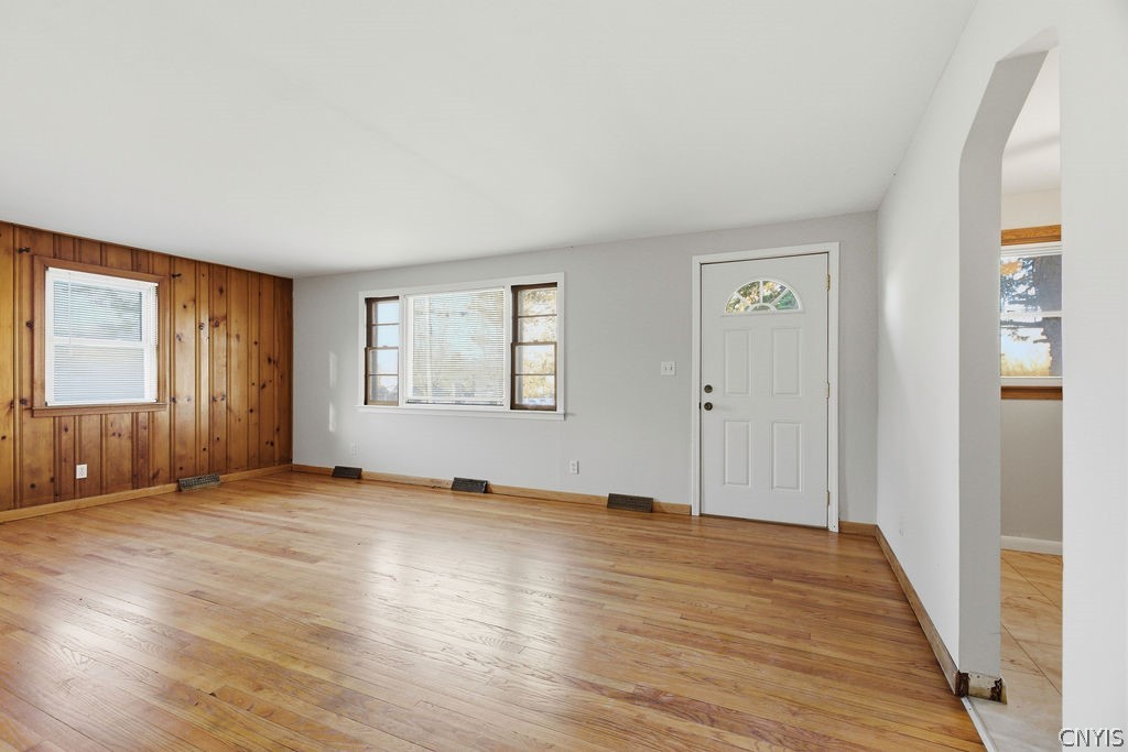 7310 Oswego Road Clay, NY 13090 - Photo 14 of 34