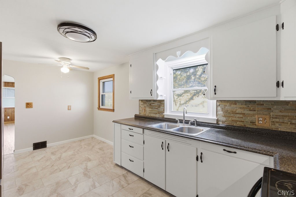 7310 Oswego Road Clay, NY 13090 - Photo 9 of 34