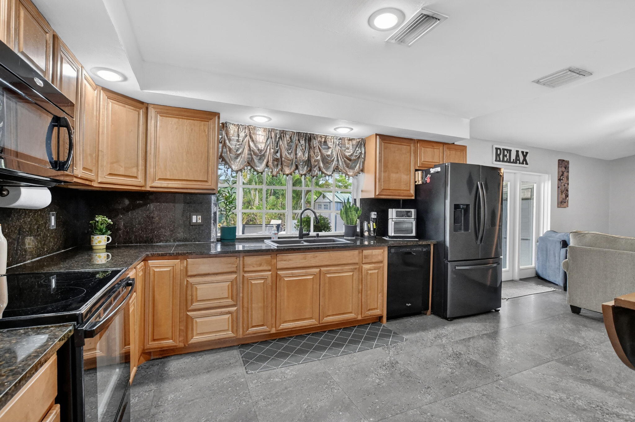 9976 Robins Nest Road Boca Raton, FL 33496 - Photo 9 of 47 11-web-or-mls-DSC_1253