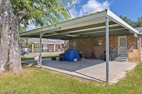 $149,900 | 939 Delhomme Avenue, Scott, LA 70583