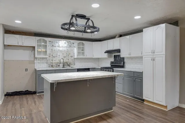 $149,900 | 939 Delhomme Avenue, Scott, LA 70583