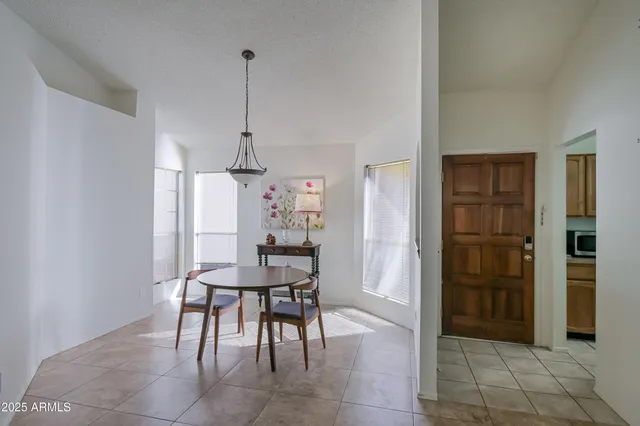 $398,000 | 441 East Topeka Drive, Phoenix, AZ 85024