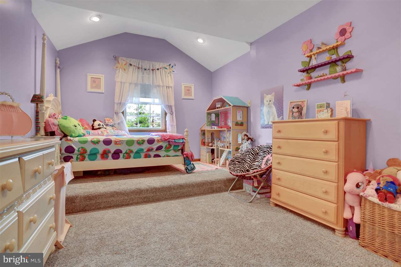 76 Comanche Trail Hanover, PA 17331 - Photo 27 of 35 Gallery Image 27