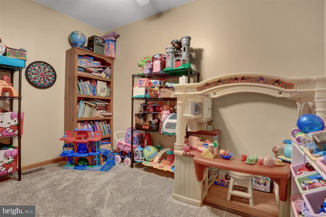 76 Comanche Trail Hanover, PA 17331 - Photo 29 of 35 Gallery Image 29