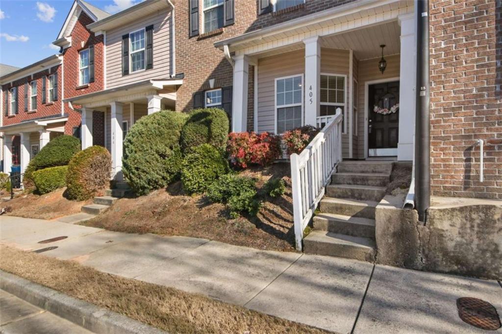2555 Flat Shoals Road South Fulton, GA 30349 - Photo 3 of 20 front view of a house