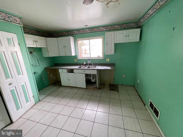 1408 Glenwilde Road Baltimore, MD 21228 - Photo 4 of 17 Gallery Image 4